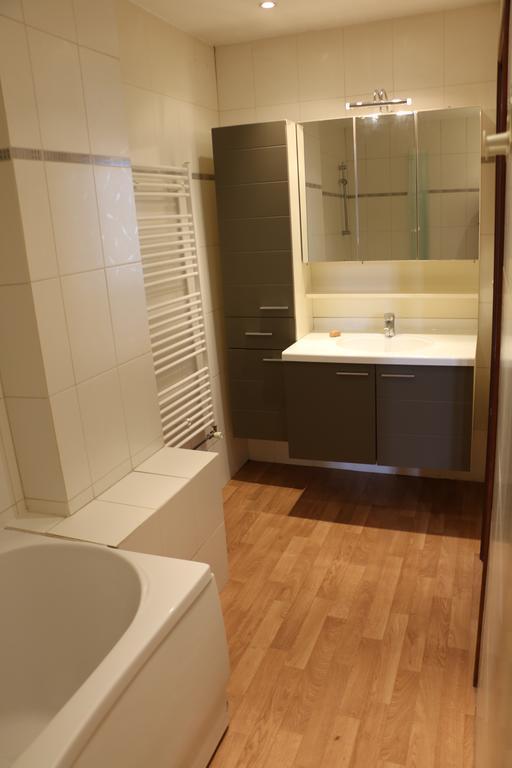 Center Brasseurs Khách sạn hẻo lánh 3*