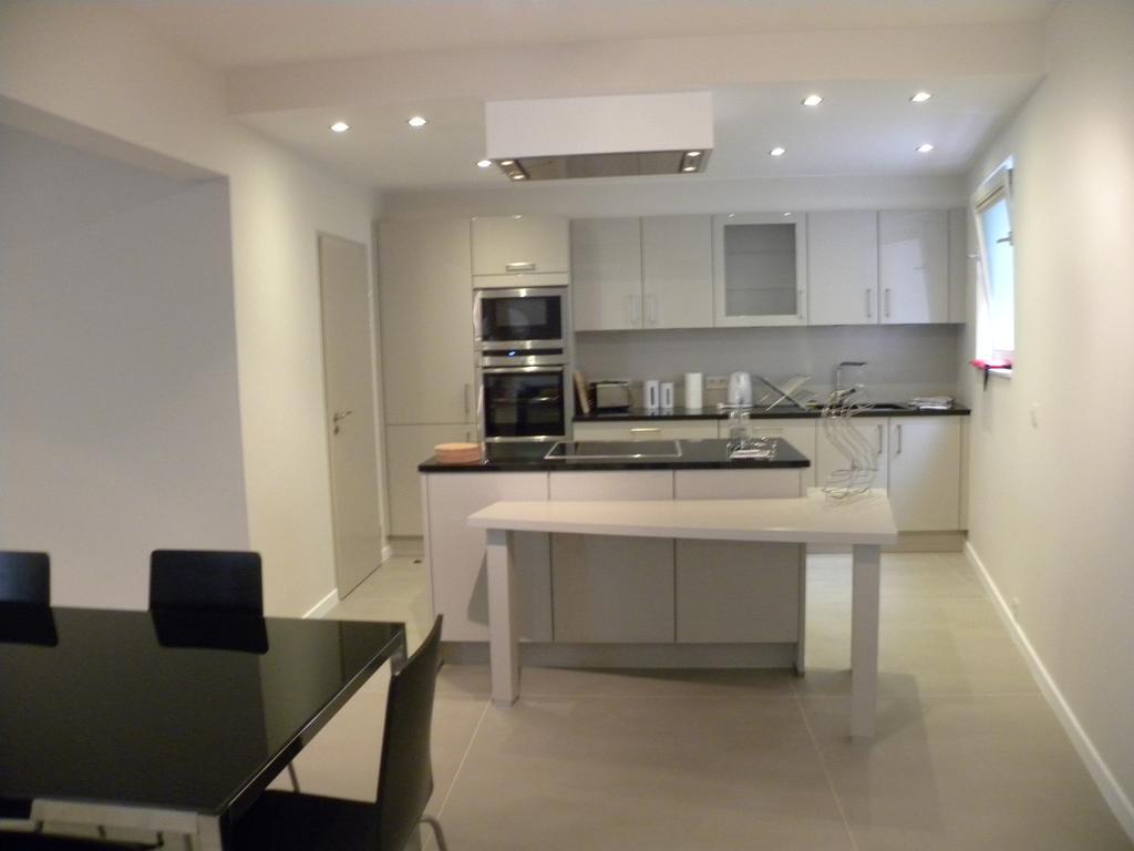 Center Brasseurs Khách sạn hẻo lánh 3*